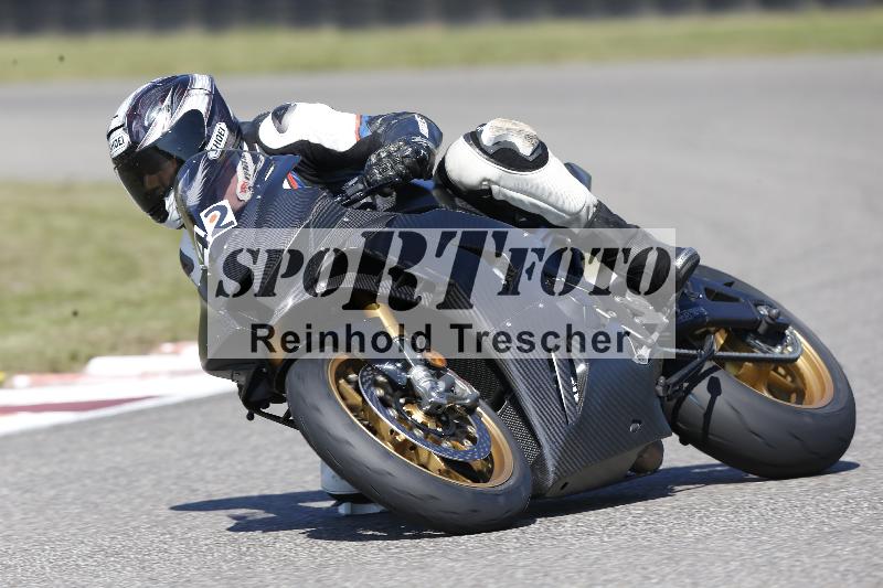 /Archiv-2025/49 26.08.2025 Cornu Master School ADR/rot-rouge/42